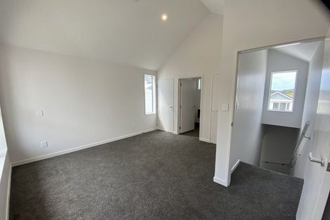 Photo of property in 2/30 Pirie Street, Mount Victoria, Wellington, 6011
