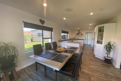 Photo of property in 4 Ngahere Street, Inglewood, 4330