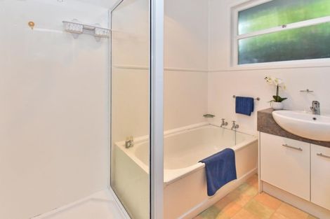 Photo of property in 1/9 Landop Terrace, Howick, Auckland, 2014