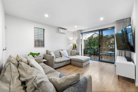 Photo of property in 12 Autumn Blaze Street, Hobsonville, Auckland, 0616