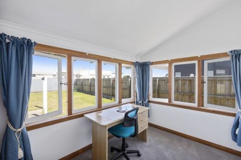 Photo of property in 10 Liverpool Street, Levin, 5510