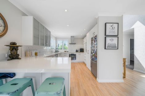 Photo of property in 18 Taunton Place, Rangiora, 7400