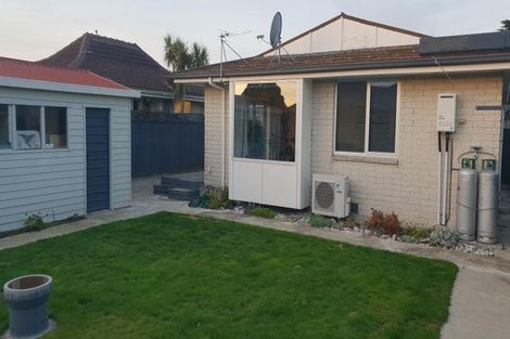 Photo of property in 2/97 Royal Park Drive, Parklands, Christchurch, 8083