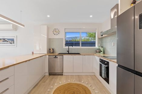 Photo of property in 50 Kent Lodge Avenue, Avonhead, Christchurch, 8042