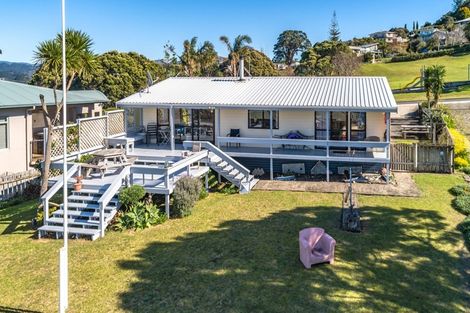 Photo of property in 223 Paku Drive, Tairua, 3508