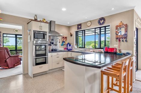 Photo of property in 325a Awai Road, Tarurutangi, New Plymouth, 4372