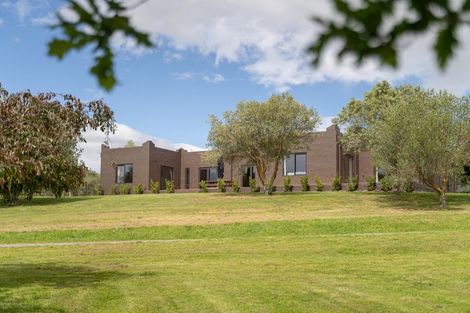 Photo of property in 114 Hinakura Road, Martinborough, Carterton, 5784