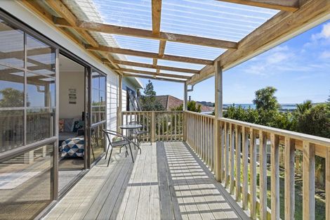 Photo of property in 4 Norrie Avenue, Raglan, 3225