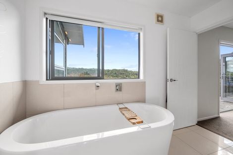 Photo of property in 1355 Old North Road, Helensville, 0875