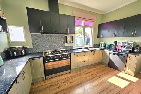 Photo of property in 71 Kennedy Road, Napier South, Napier, 4110