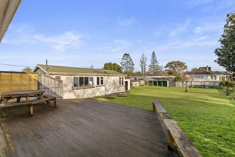 Photo of property in 10 Ross Street, Marton, 4710