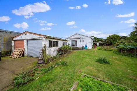 Photo of property in 1580 South Road, Manutahi, Patea, 4598