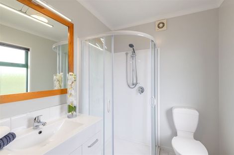 Photo of property in 12 Tauiwi Crescent, Hei Hei, Christchurch, 8042