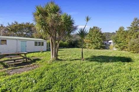 Photo of property in 4/5 Westminster Road, Wainuiomata, Lower Hutt, 5014