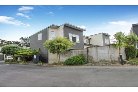 Photo of property in 1/206 Manuka Road, Bayview, Auckland, 0629