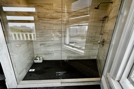 Photo of property in 13 Glenbervie Terrace, Thorndon, Wellington, 6011