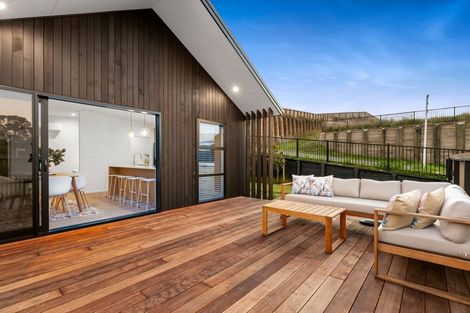 Photo of property in 14 Hayward Place, Ohauiti, Tauranga, 3112