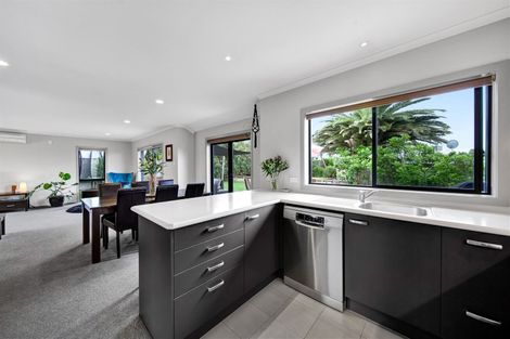 Photo of property in 5a James Drive, Bell Block, New Plymouth, 4312