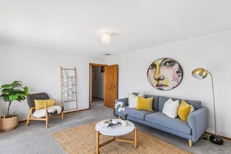 Photo of property in 16 Bedford Street, Te Atatu South, Auckland, 0610