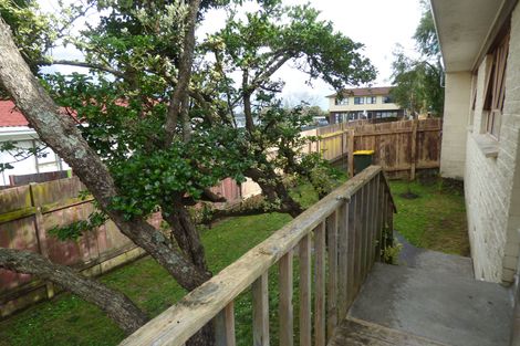 Photo of property in 2/5 Abelia Place, Papatoetoe, Auckland, 2025