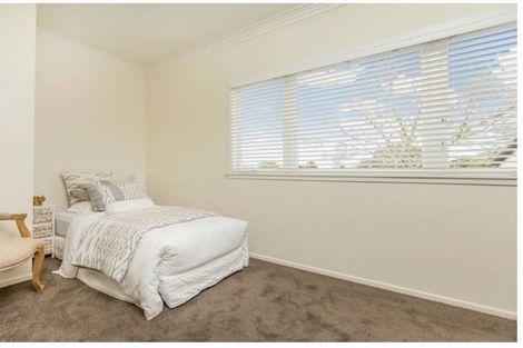 Photo of property in 4 Camp Road, Mount Wellington, Auckland, 1062