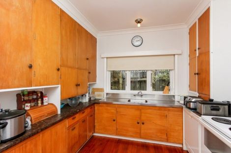 Photo of property in 219 Powderham Street, New Plymouth, 4310