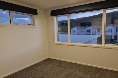 Photo of property in 11 Kamana Way, Kenepuru, Porirua, 5022