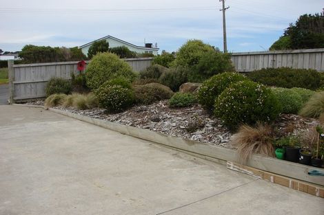 Photo of property in 2 Neva Street, Fortrose, Invercargill, 9875
