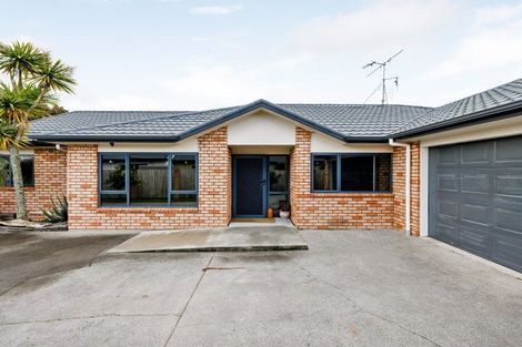 Photo of property in 6 Guildford Place, Rototuna North, Hamilton, 3210