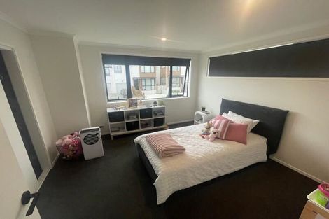 Photo of property in 17 Seafarer Crescent, Stanmore Bay, Whangaparaoa, 0932