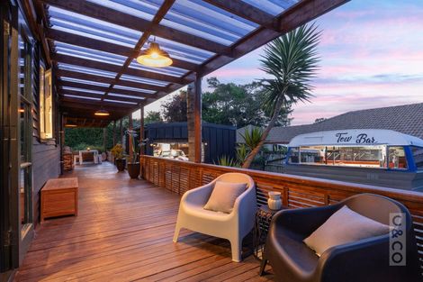 Photo of property in 50 Great North Road, Riverhead, 0820