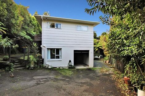 Photo of property in 27 Malters Place, Browns Bay, Auckland, 0630