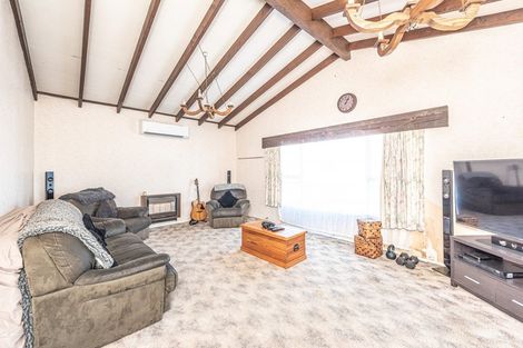 Photo of property in 78 Hinau Street, Castlecliff, Whanganui, 4501