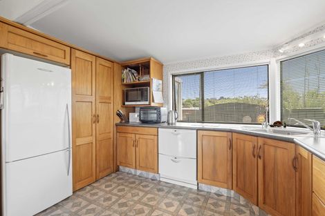 Photo of property in 5c Lindaver Grove, Merrilands, New Plymouth, 4312