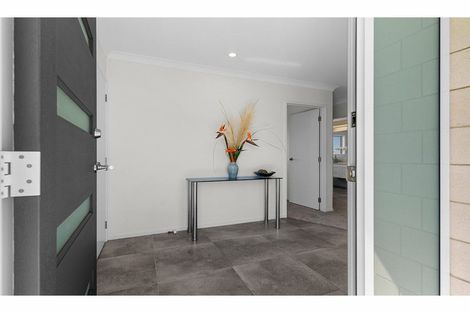 Photo of property in 37 Weka Street, Mangawhai, 0505