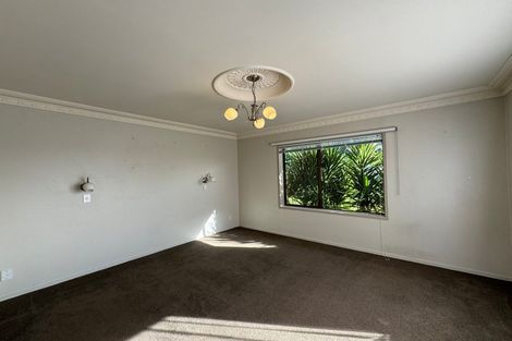 Photo of property in 23 Madill Road, St Andrews, Hamilton, 3200