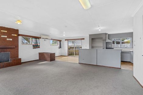 Photo of property in 20 Kinross Street, Levin, 5510