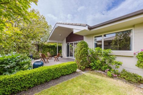 Photo of property in 11 Belgrove Drive, Waipukurau, 4200