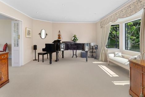 Photo of property in 11 Elmira Place, Browns Bay, Auckland, 0630