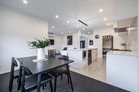 Photo of property in 24 Rose Leigh Drive, Cambridge, 3434