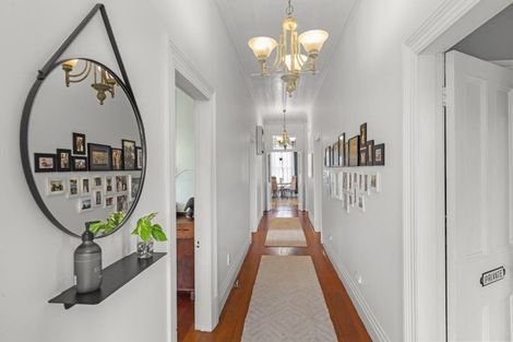 Photo of property in 23 Main Road, Raglan, 3225