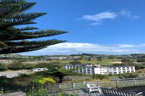 Photo of property in 49 Prospect Terrace, Johnsonville, Wellington, 6037