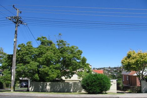 Photo of property in 20 Dallinghoe Crescent, Milford, Auckland, 0620