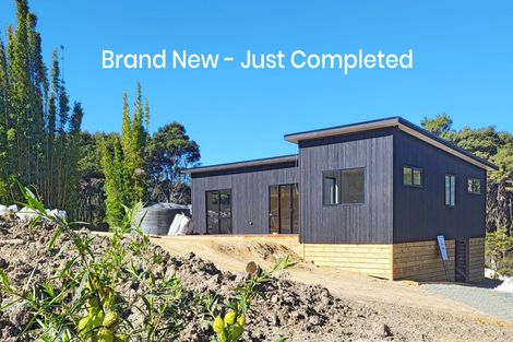 Photo of property in 50 Schoolhouse Bay Road, Kawau Island, 0920