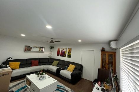 Photo of property in 120 Cargill Street, Papakura, 2110