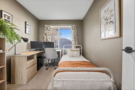 Photo of property in 7a Sequoia Place, Parklands, Christchurch, 8083