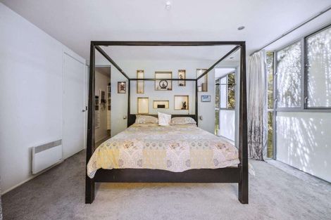 Photo of property in 609 South Titirangi Road, Titirangi, Auckland, 0604