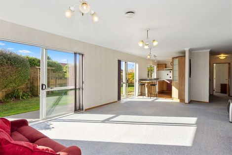 Photo of property in 8 Carribean Place, Papamoa Beach, Papamoa, 3118