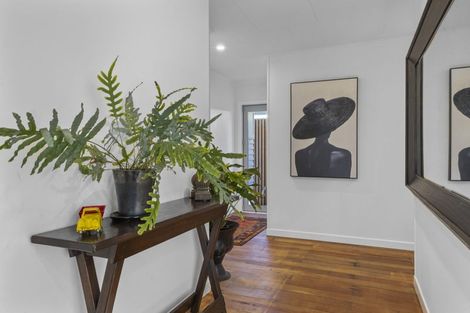 Photo of property in 29 Plympton Street, Brooklands, New Plymouth, 4310