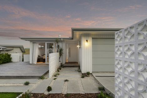Photo of property in 89f Taylors Mistake Road, Scarborough, Christchurch, 8081